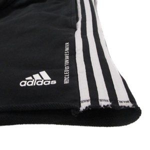 BLACK AND WHITE ADIDAS COMFY SHORTS